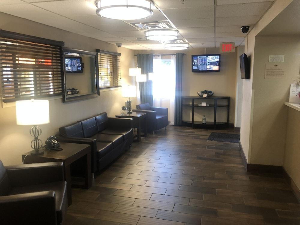 Sonesta Simply Suites Chicago O'Hare Airport Schiller Park Exterior photo