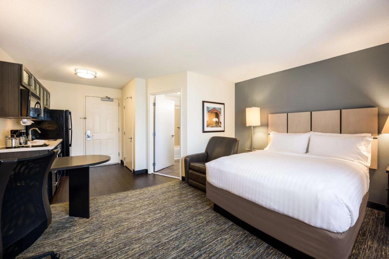 Sonesta Simply Suites Chicago O'Hare Airport Schiller Park Exterior photo