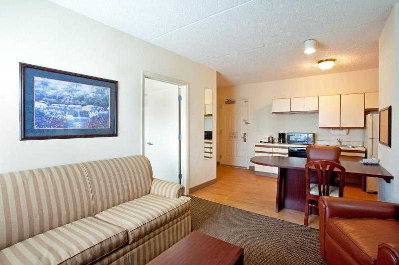 Sonesta Simply Suites Chicago O'Hare Airport Schiller Park Exterior photo