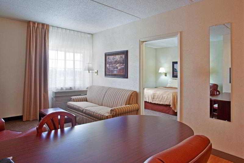 Sonesta Simply Suites Chicago O'Hare Airport Schiller Park Exterior photo